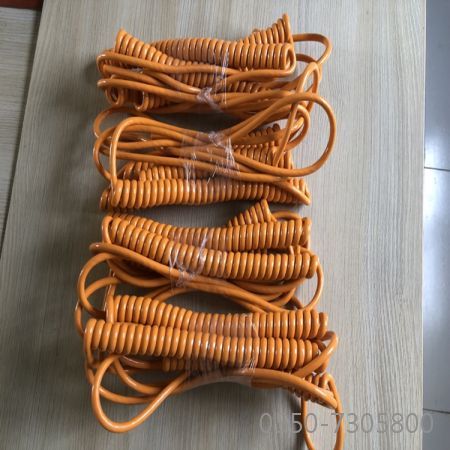 聚氨酯护套螺旋电缆